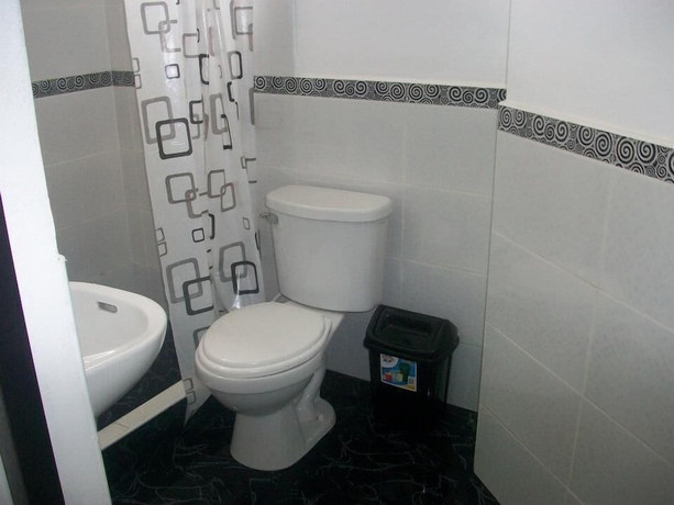 Imagen de la habitación del Hotel Hostal Casa Blanca. Foto 9