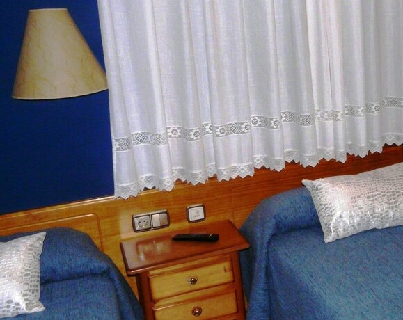 Imagen de la habitación del Hotel Hostal Casa Castro. Foto 15