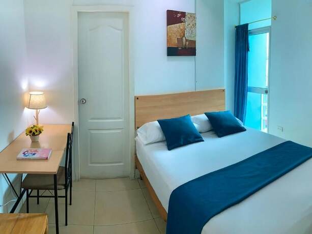 Imagen de la habitación del Hotel Hostal Casa Latina. Foto 18