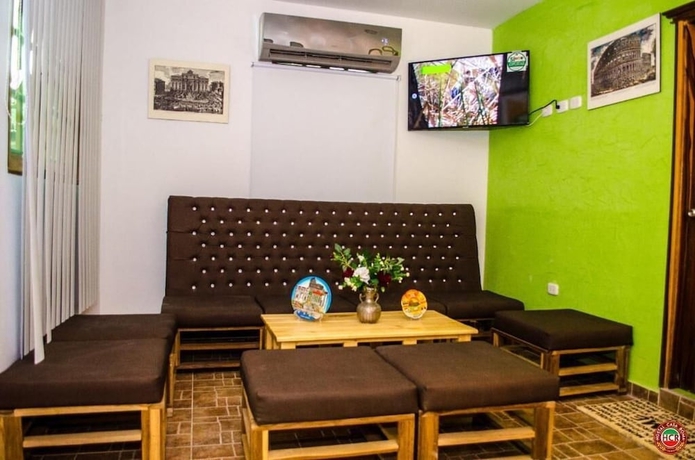 Imagen de los interiores del Hotel Hostal Casa Roma. Foto 14