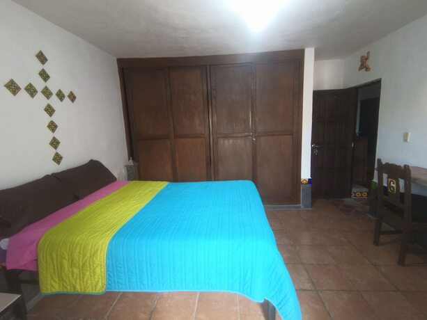 Imagen de la habitación del Hotel Hostal Casa de Dante. Foto 14