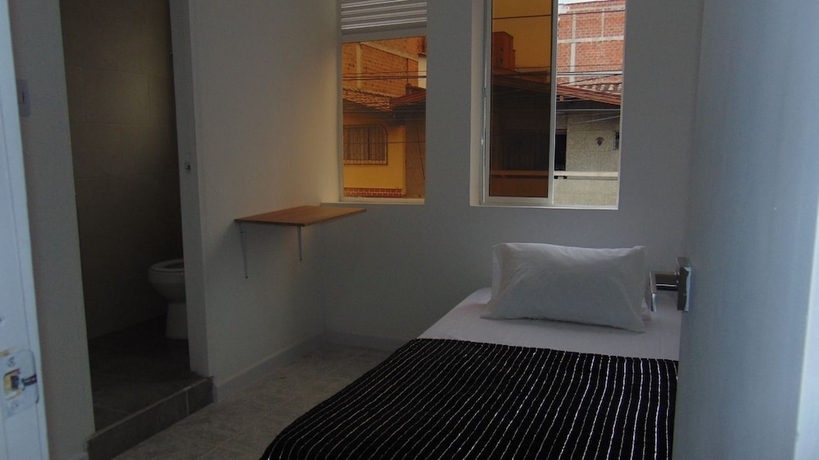 Imagen de la habitación del Hotel Hostal CasaBlanca in Laureles Medellin. Foto 1