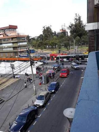 Imagen de los exteriores del Hotel Hostal Castel WL. Foto 9