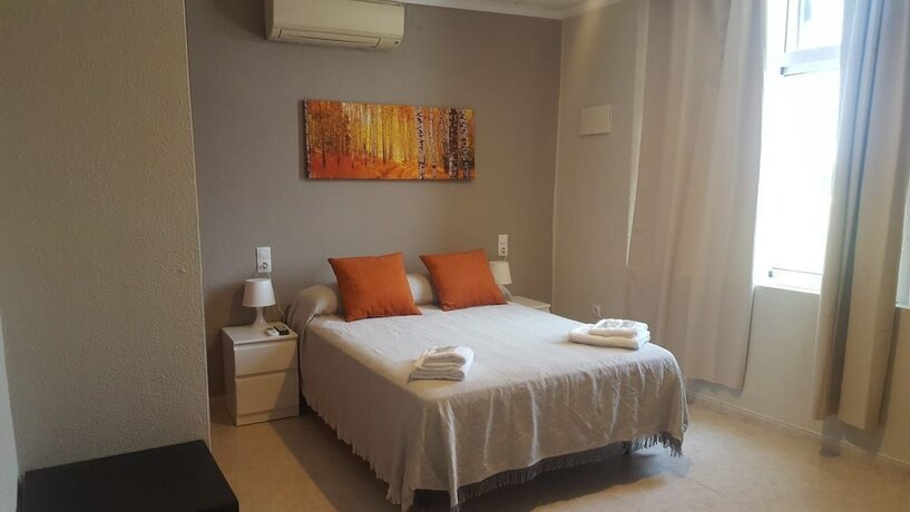 Imagen general del Hotel Hostal Castellverd. Foto 5