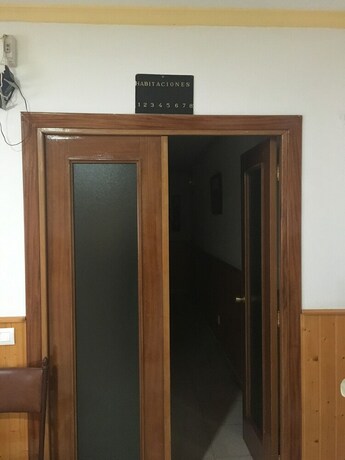 Imagen general del Hotel Hostal Castilla. Foto 14