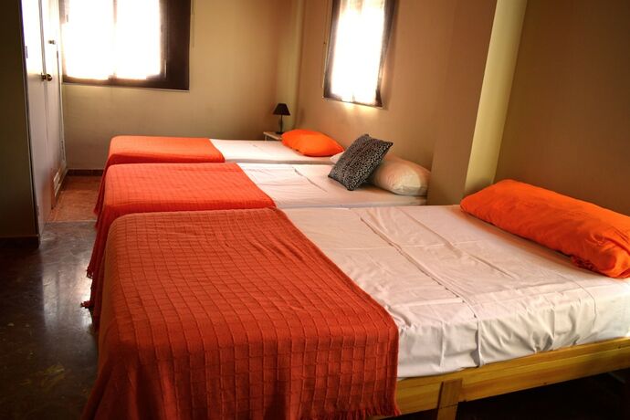 Imagen de la habitación del Hotel Hostal Ciudad Jardin. Foto 17