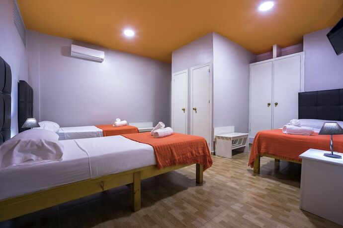 Imagen general del Hotel Hostal Ciudad Jardin. Foto 8