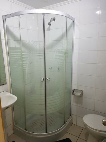 Imagen de la habitación del Hotel Hostal Colo Colo. Foto 13