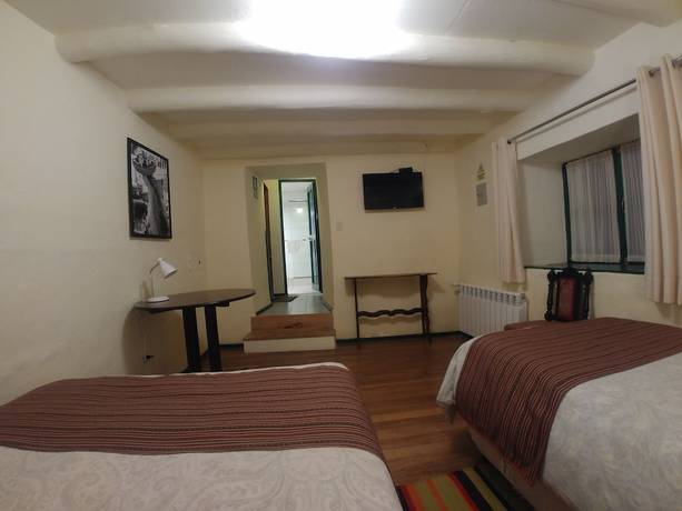 Imagen de la habitación del Hotel Hostal Corihuasi. Foto 4