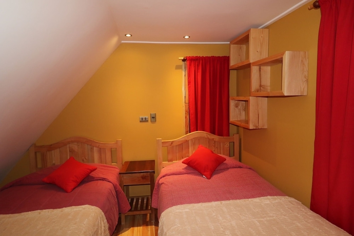 Imagen de la habitación del Hotel Hostal Corvatsch. Foto 5