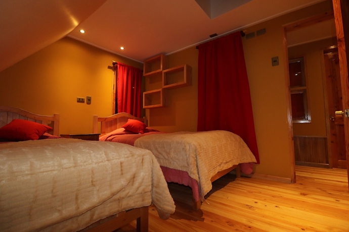 Imagen de la habitación del Hotel Hostal Corvatsch. Foto 10