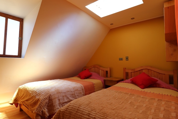 Imagen de la habitación del Hotel Hostal Corvatsch. Foto 11
