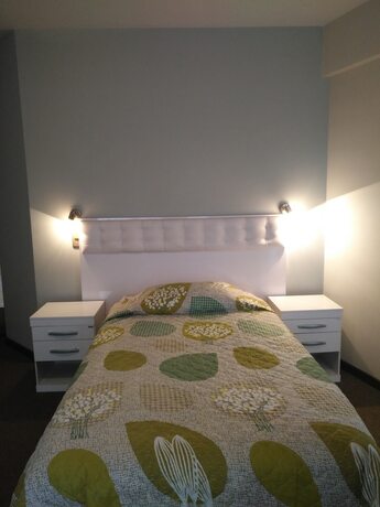 Imagen de la habitación del Hotel Hostal Costa de Marfil. Foto 13