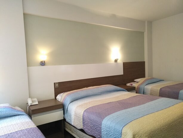 Imagen de la habitación del Hotel Hostal Costa de Marfil. Foto 14
