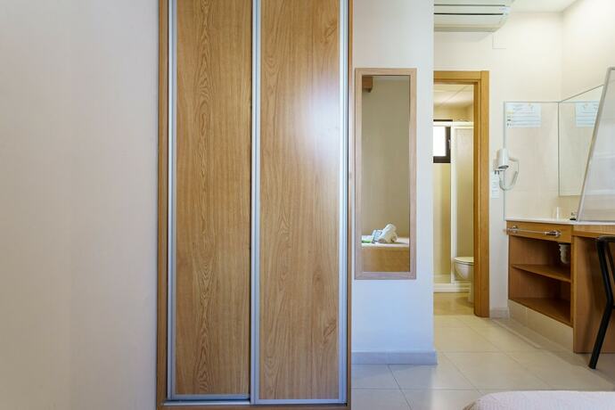 Imagen general del Hotel Hostal Costabella. Foto 2