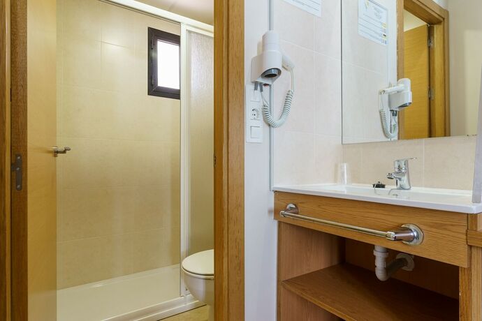 Imagen general del Hotel Hostal Costabella. Foto 3