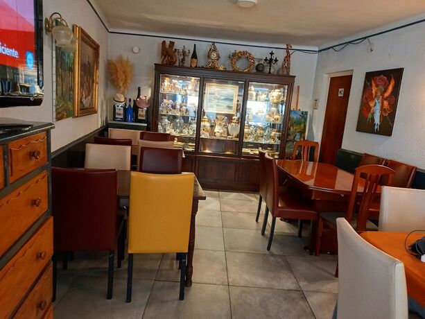 Imagen de la habitación del Hotel Hostal Creus. Foto 17
