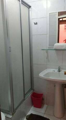 Imagen general del Hotel Hostal Croata. Foto 5