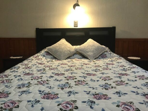 Imagen de la habitación del Hotel Hostal Croata. Foto 15