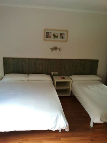 Imagen general del Hotel Hostal Cruce. Foto 9