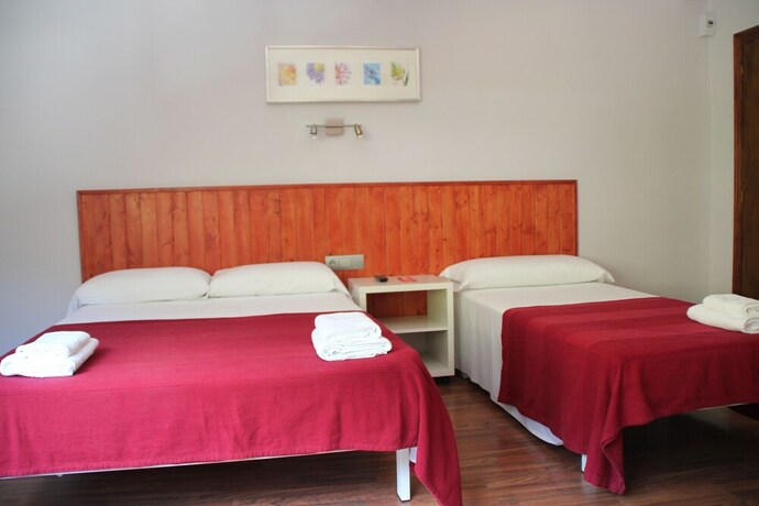 Imagen general del Hotel Hostal Cruce. Foto 16