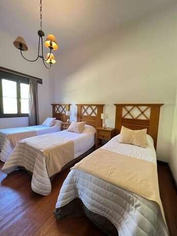 Imagen de la habitación del Hotel Hostal Cruz Chica. Foto 16