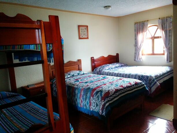 Imagen general del Hotel Hostal Curi&ntilde;an. Foto 2