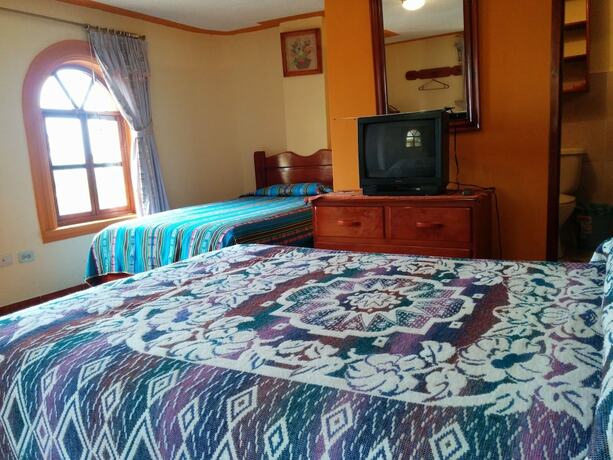 Imagen general del Hotel Hostal Curi&ntilde;an. Foto 10