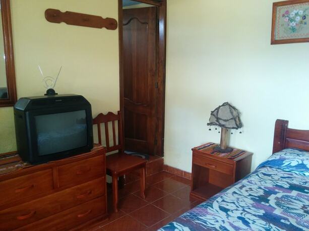 Imagen de la habitación del Hotel Hostal Curi&ntilde;an. Foto 14