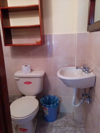 Imagen de la habitación del Hotel Hostal Curi&ntilde;an. Foto 15