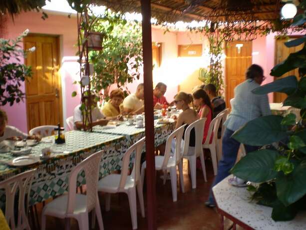 Imagen general del Hotel Hostal D Oleo M&eacute;ndez. Foto 3