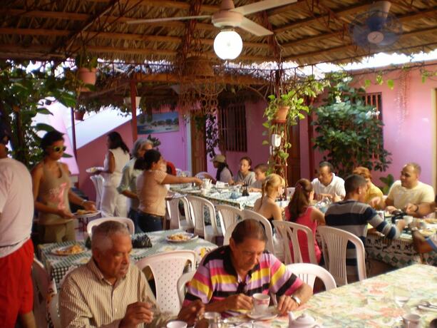 Imagen general del Hotel Hostal D Oleo M&eacute;ndez. Foto 8