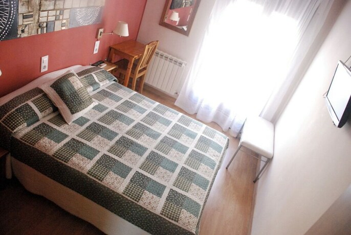 Imagen de la habitación del Hotel Hostal Delgado. Foto 13