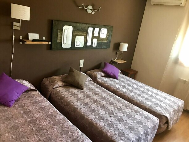 Imagen de la habitación del Hotel Hostal Delgado. Foto 14