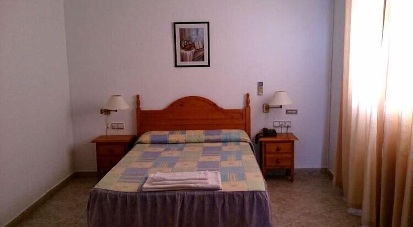 Imagen de la habitación del Hotel Hostal Diegos. Foto 11