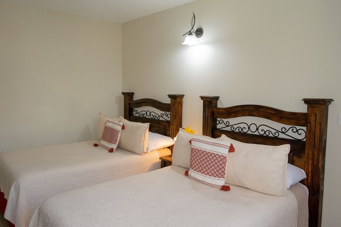 Imagen de la habitación del Hotel Hostal Donde Regina. Foto 3