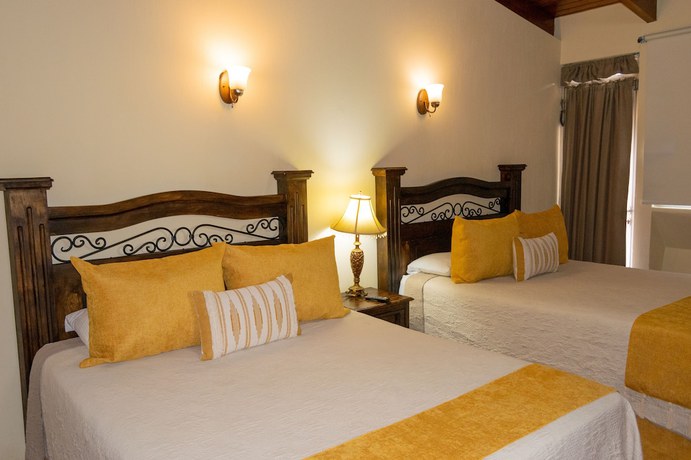 Imagen de la habitación del Hotel Hostal Donde Regina. Foto 11