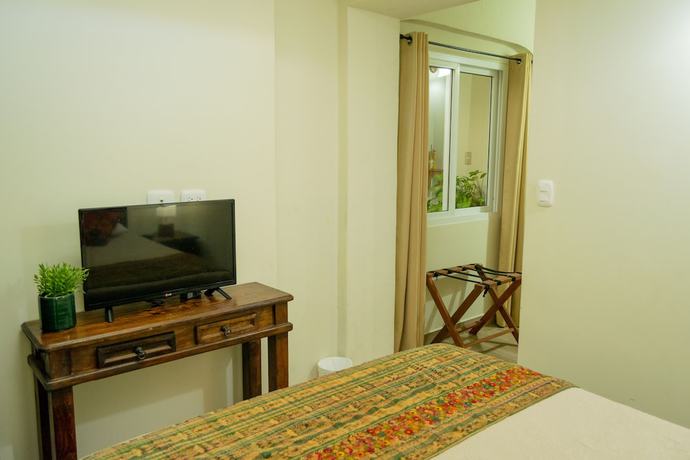 Imagen de la habitación del Hotel Hostal Donde Regina. Foto 15