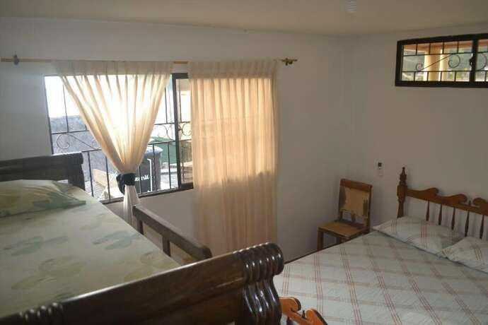 Imagen general del Hotel Hostal Dumbira. Foto 5