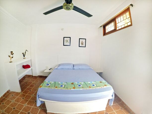 Imagen de la habitación del Hotel Hostal Dumbira. Foto 15