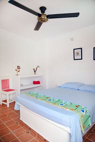 Imagen de la habitación del Hotel Hostal Dumbira. Foto 18