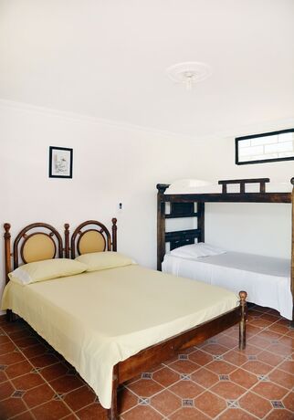 Imagen de la habitación del Hotel Hostal Dumbira. Foto 20
