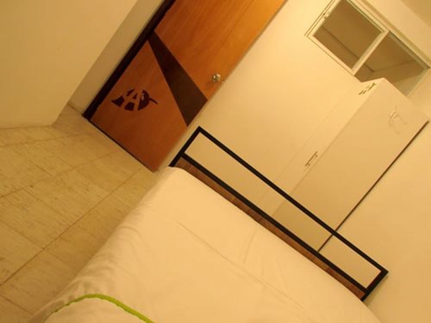 Imagen de la habitación del Hotel Hostal El Aguacate. Foto 12