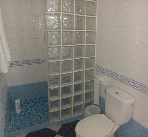 Imagen de la habitación del Hotel Hostal El Ancla. Foto 20