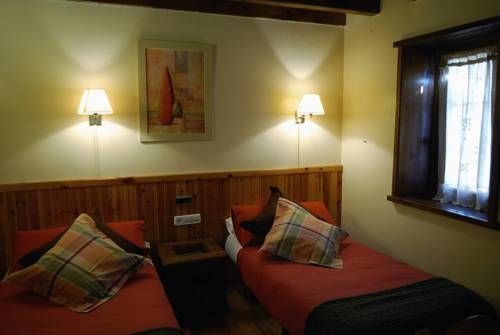 Imagen del bar/restaurante del Hotel Hostal El Bouquet. Foto 3