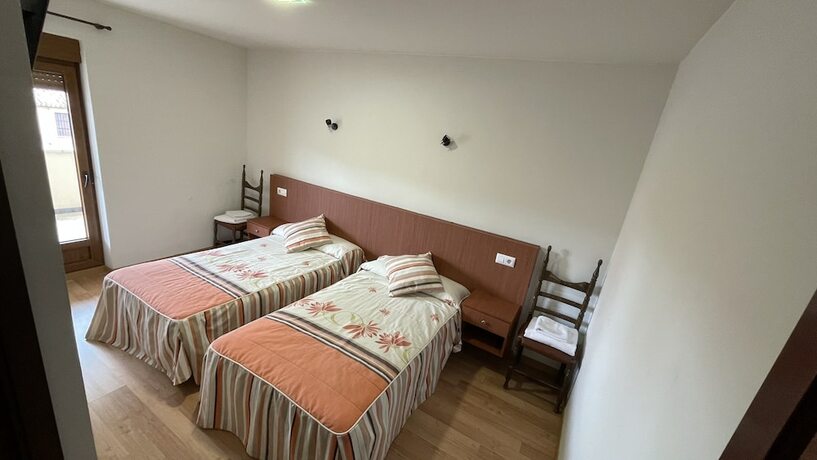 Imagen general del Hotel Hostal El Delfin Verde. Foto 2