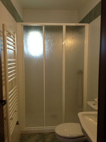 Imagen general del Hotel Hostal El Delfin Verde. Foto 4