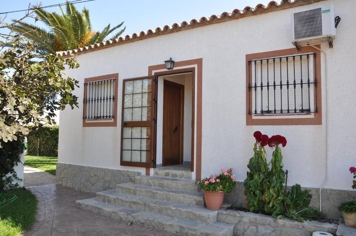 Imagen de la habitación del Hotel Hostal El Levante. Foto 18