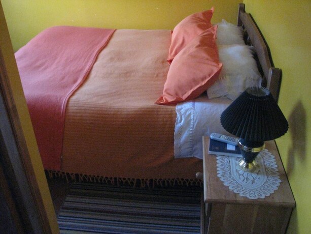 Imagen general del Hotel Hostal El Mirador, PUNTA ARENAS. Foto 16