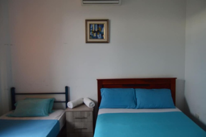 Imagen general del Hotel Hostal El Naufrago. Foto 1
